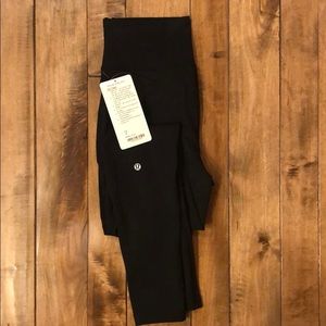 NWT Lululemon black Will Pant- Size 8